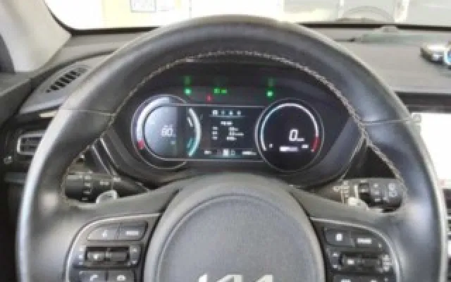 EV4롱레인지 중고차 니로 플러스 EV 에어 매물 사진 16 - 2022/07 65,000km