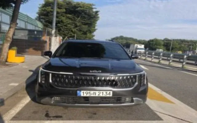 EV4롱레인지 중고차 더 뉴 카니발 4세대 가솔린 7인승 시그니처 매물 사진 5 - 2024/09 19,000km